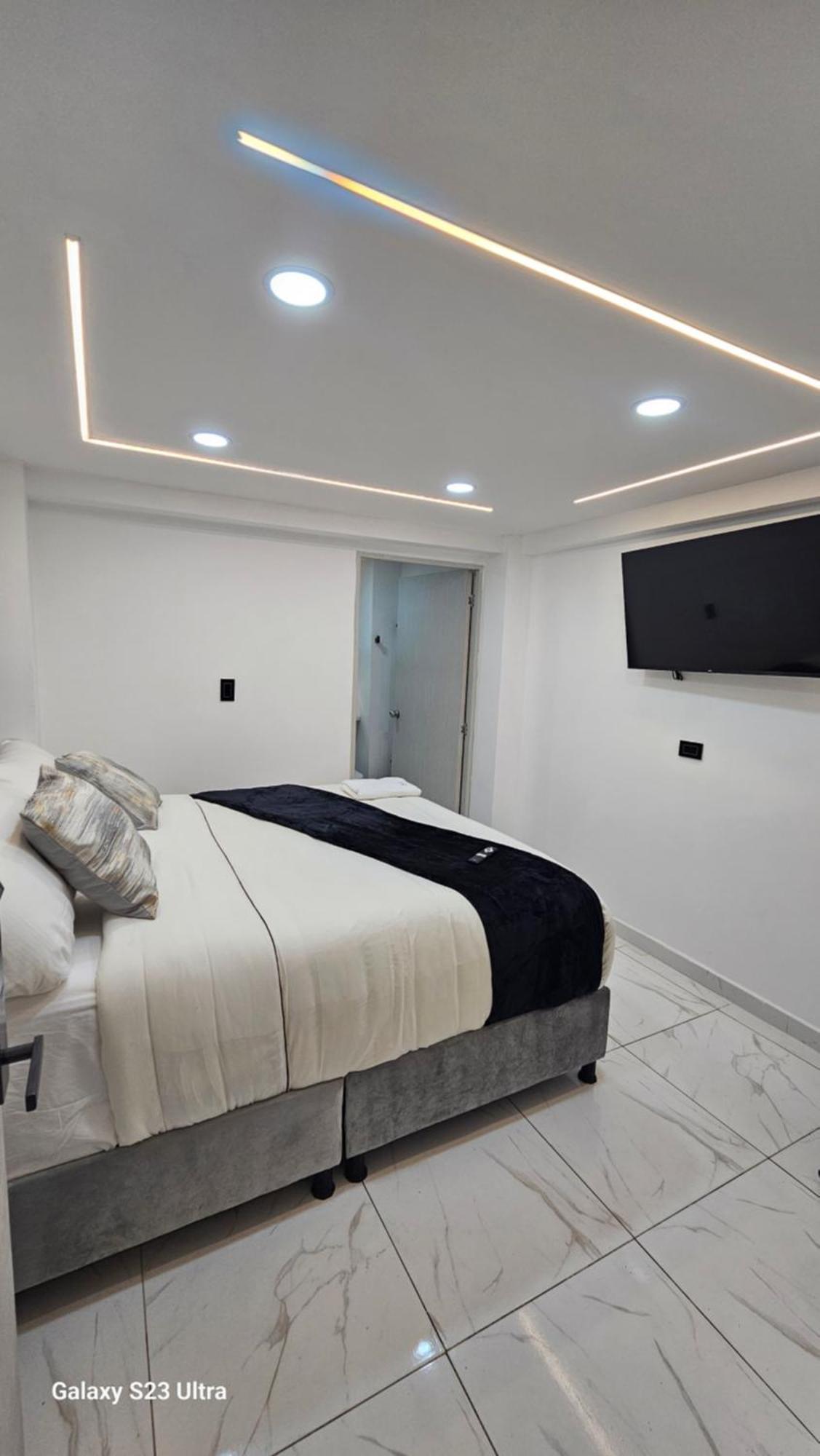 Hotel West Inn Bogota Luaran gambar
