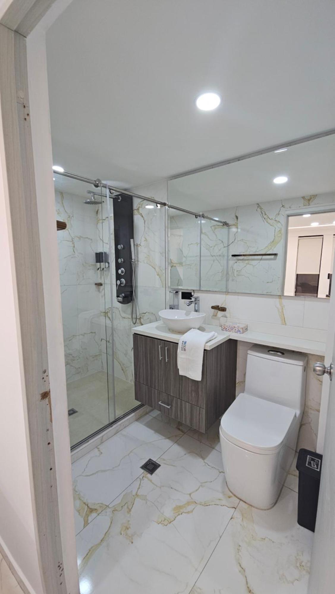 Hotel West Inn Bogota Luaran gambar